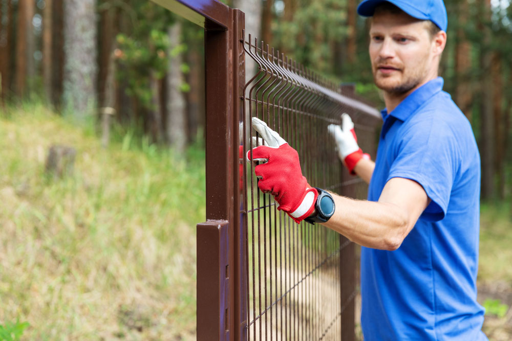 Who Benefits Most from Installing a Fence?